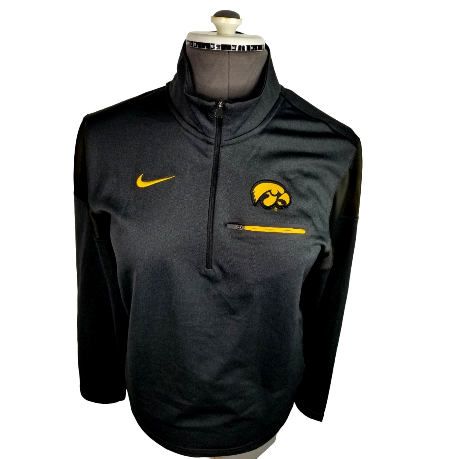 Nike Dri-Fit 1/4 Zip Pullover Women's Jacket Size S Pit To Pit 20 In Black